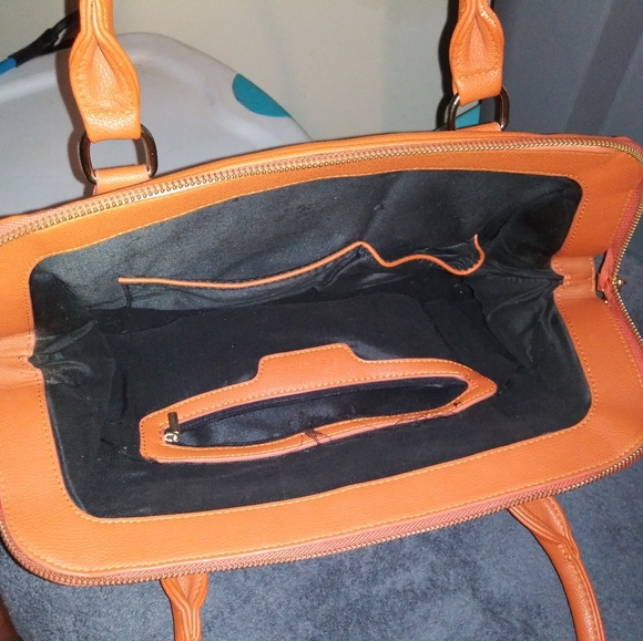 Large purse - Picture 2 of 2